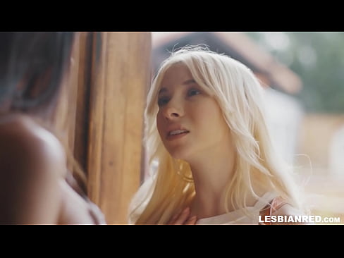 ❤️ Дівчина приходить додому через кілька місяців і в кінцевому підсумку їсть кицьку своєї мачухи ☑ Порно на uk.28films.ru ❌❤
